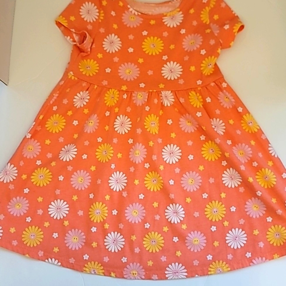 Preloved and Gently Worn Children's Place Flowery dresses size 3T